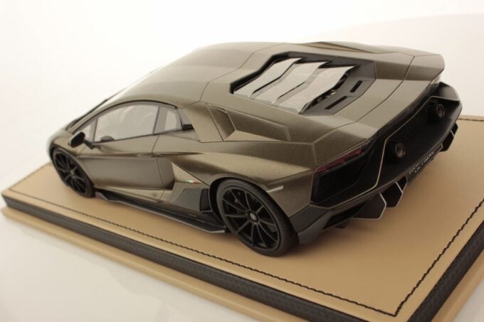 Lamborghini Aventador Ultimae - Image 4