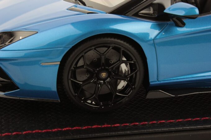 Lamborghini Aventador Ultimae Roadster - Image 5