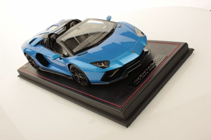 Lamborghini Aventador Ultimae Roadster - Image 3