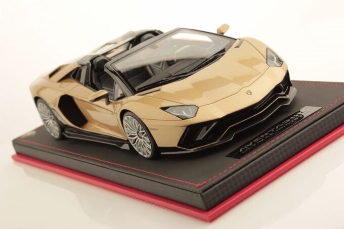 Lamborghini Aventador Ultimae Roadster - Image 3
