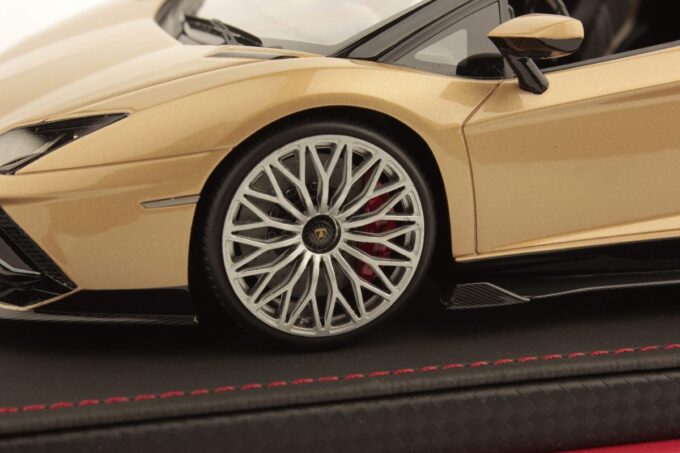 Lamborghini Aventador Ultimae Roadster - Image 5