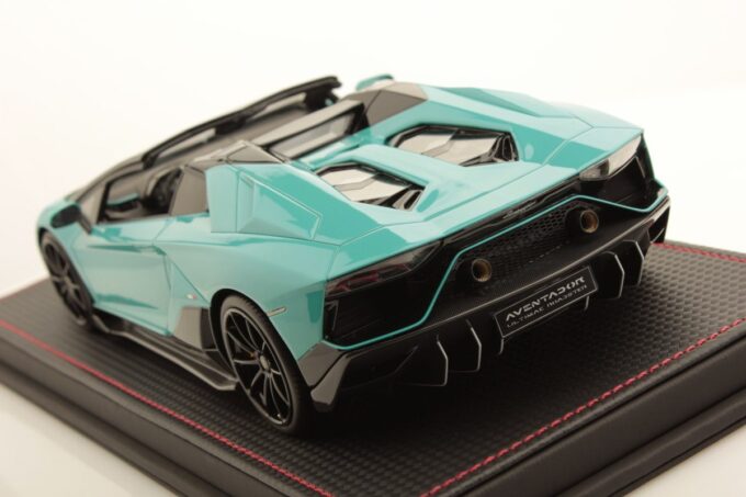 Lamborghini Aventador Ultimae Roadster - Image 4
