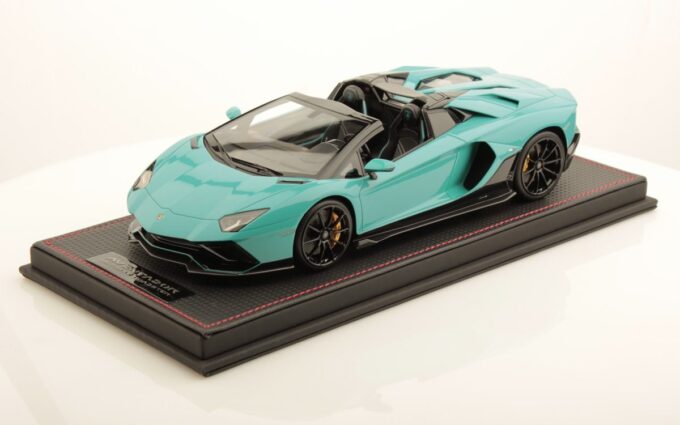 Lamborghini Aventador Ultimae Roadster