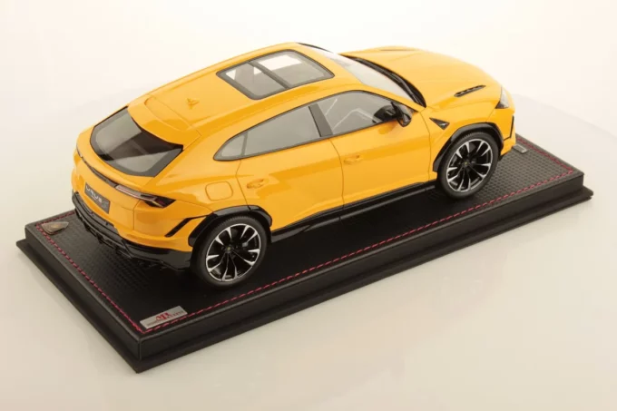 Lamborghini Urus S - Image 2