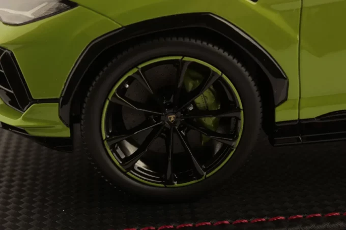 Lamborghini Urus S - Image 6