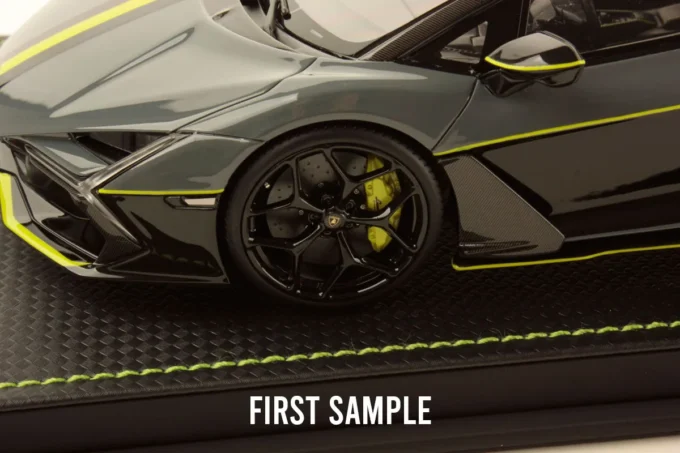 Lamborghini Revuelto - Image 5