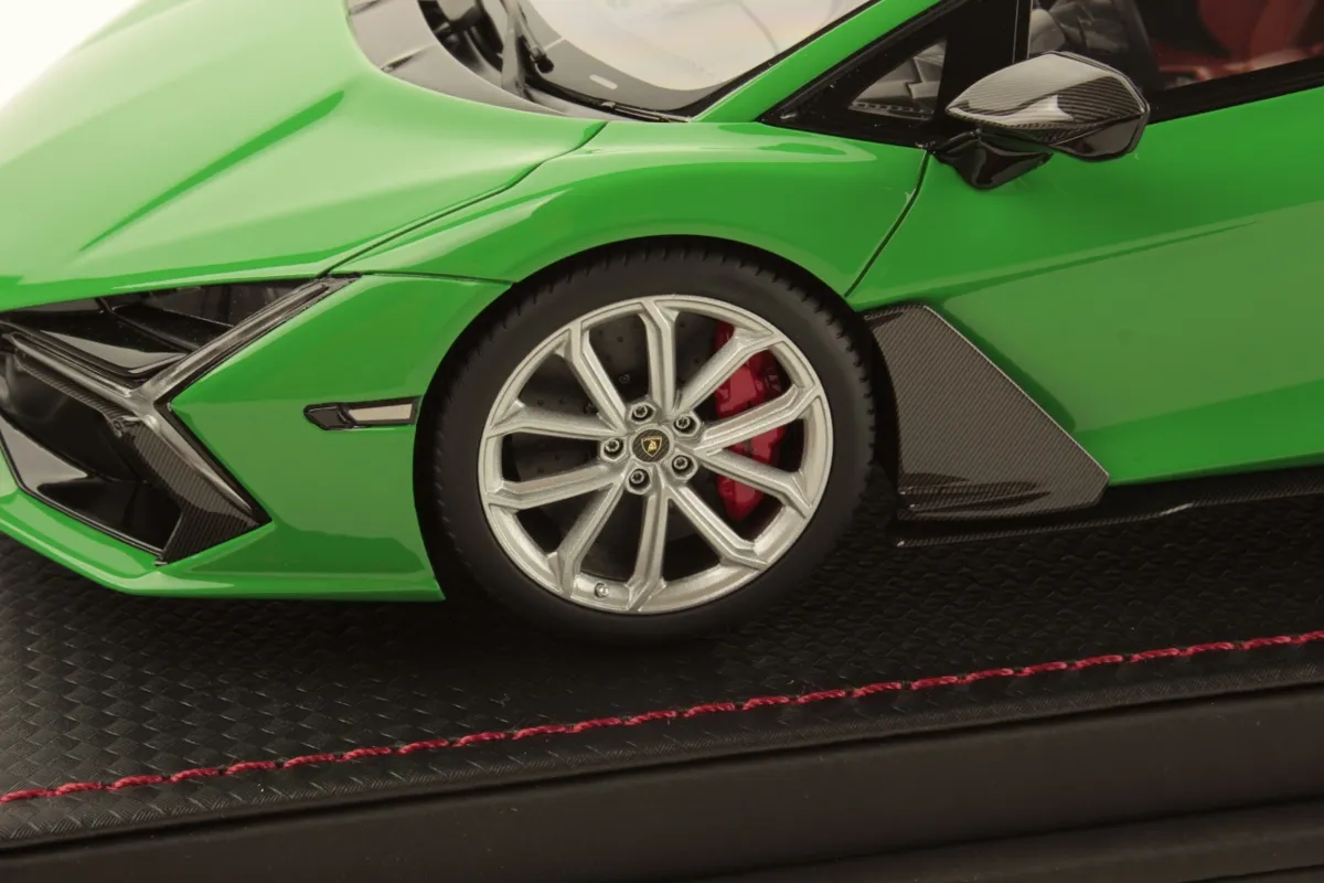 Lamborghini Revuelto グリーン ミニカー Mini GT 1:64 Lamborghini Revuelto – Verde Selvans Green