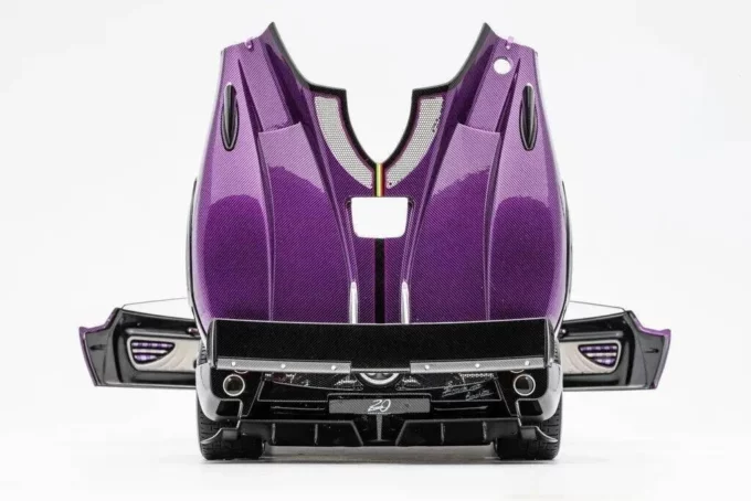 Pagani Zonda HP Barchetta - Image 13