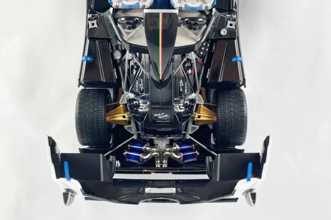 Pagani Zonda HP Barchetta - Image 5