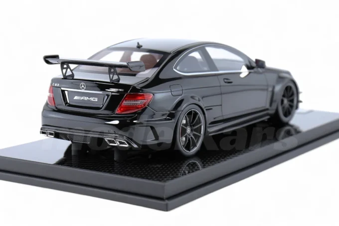 Mercedes C 63 AMG Black Series – Image 2