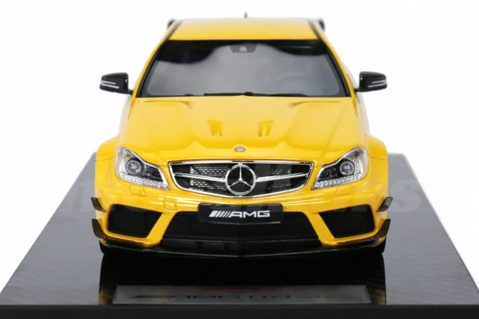 Mercedes-Benz C 63 AMG Black Series – Image 3