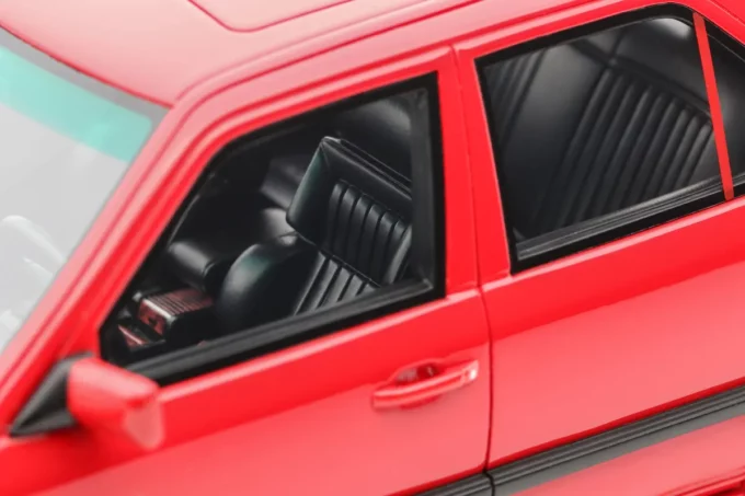 Mercedes-Benz 300 E 6.0 AMG – Image 11