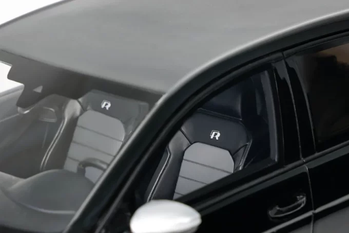 Volkswagen Golf VII R – Image 11