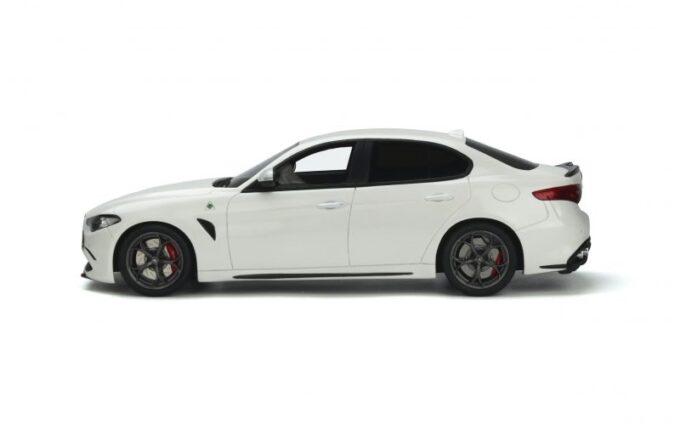 ot839 alfa romeo giulia quadrifoglio white ottomobile 9 800