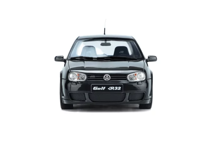 Volkswagen Golf R32 IV – Image 3