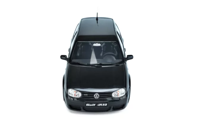 Volkswagen Golf R32 IV – Image 8