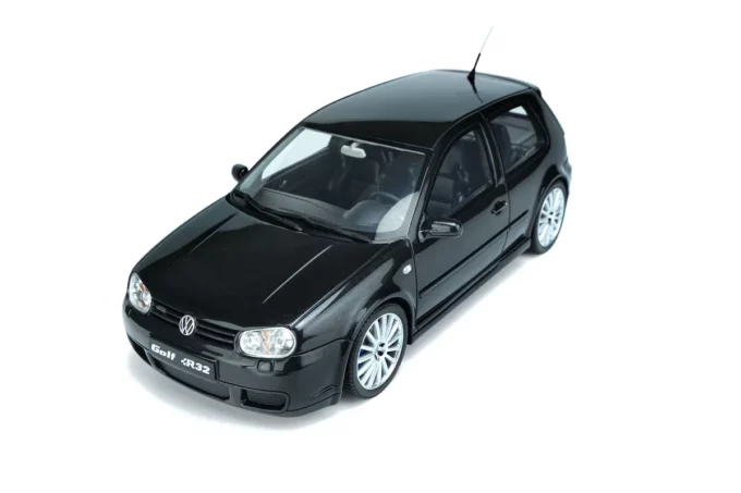 Volkswagen Golf R32 IV – Image 6
