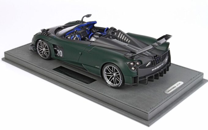 p18159d pagani huayra roadster bc matt dark green bbr 2 1612