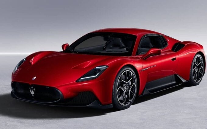 Maserati MC20