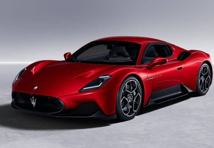 Maserati MC20