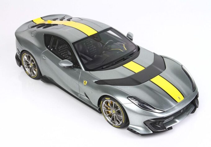 Ferrari 812 Competizione - Image 5