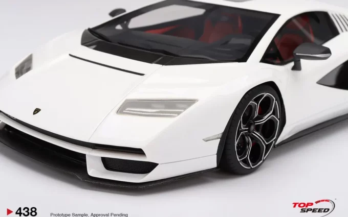Miniature Lamborghini Countach LPI 800-4 - TSM Model - Échelle 1/43 - Résine