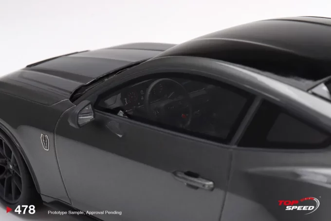 Ford Mustang Dark Horse - Image 6