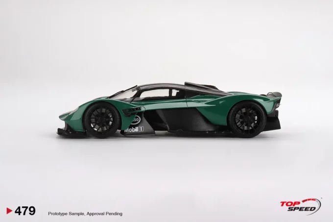 Aston Martin Valkyrie - Image 2