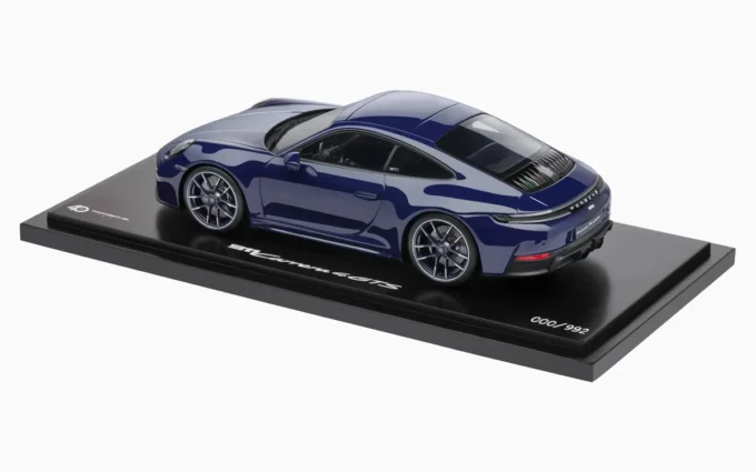 Porsche 911 Carrera 4 GTS (992.2) 40Y Porsche Italia – Image 2