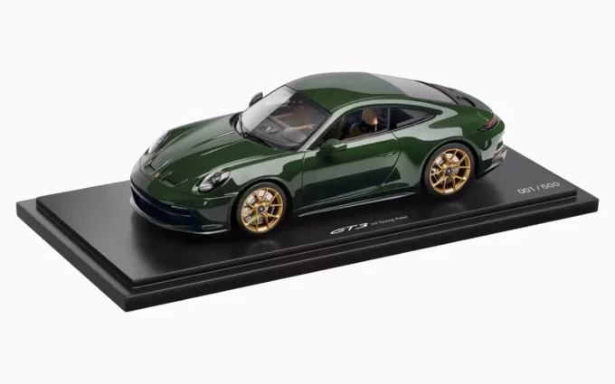 Porsche 911 (992) GT3 Touring