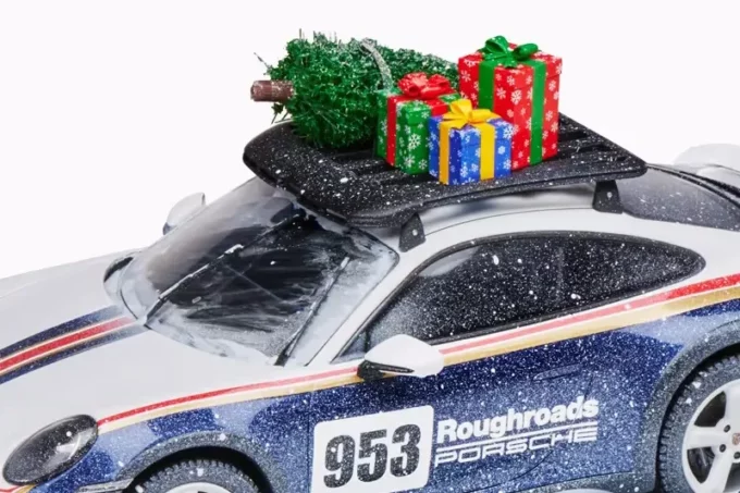 Porsche 911 Dakar (Christmas Edition) - Image 4