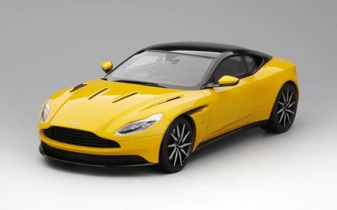 Aston Martin DB11