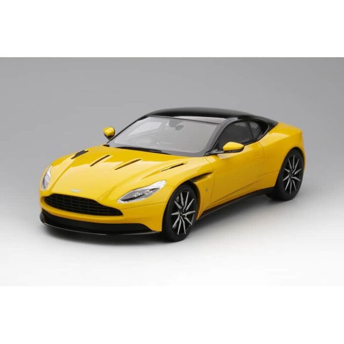Aston Martin DB11