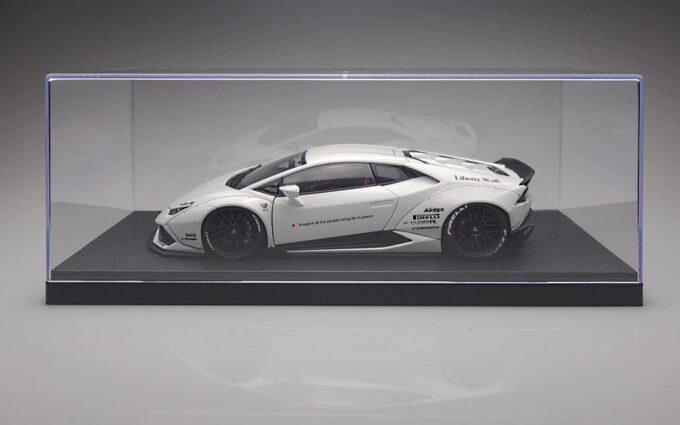 Vitrine plexiglass pour modèle 1:18 – Image 5