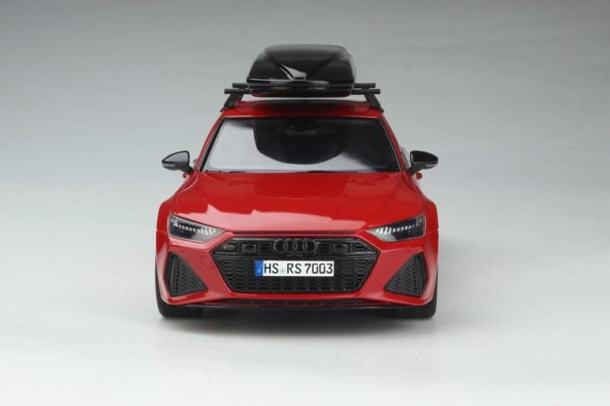 Audi RS7 Sportback (with roof box) - Image 3