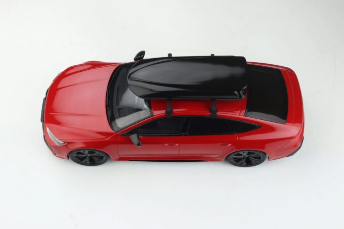 Audi RS7 Sportback (with roof box) - Image 6