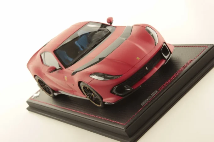Ferrari 812 Competizione - Image 3