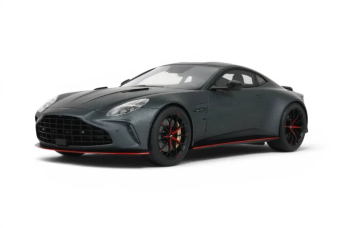Aston Martin Vantage S