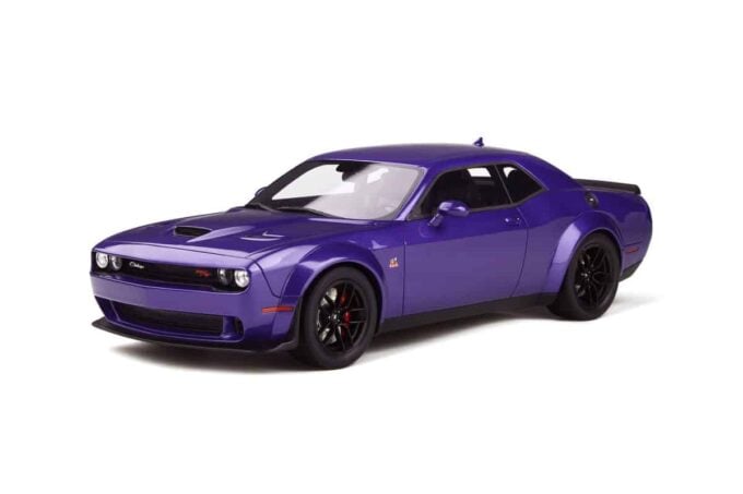 Dodge Challenger R/T Scat Pack Widebody