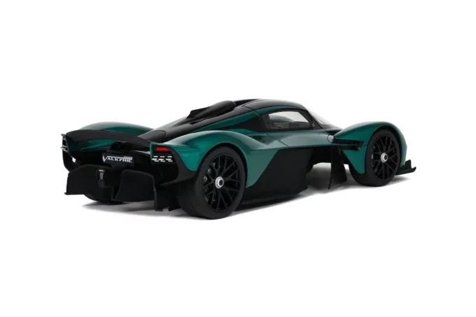 Aston Martin Valkyrie - Image 2