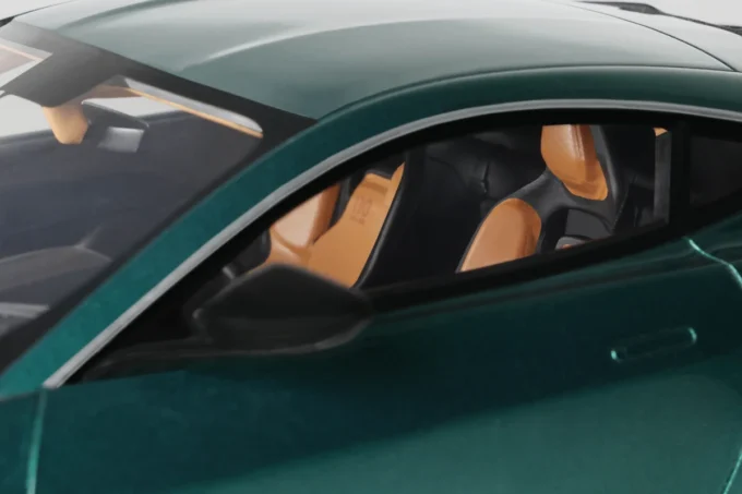 Aston Martin Valour – Image 11
