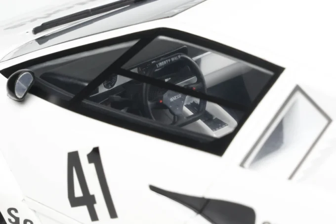 Lamborghini Countach LB-Works - Image 11