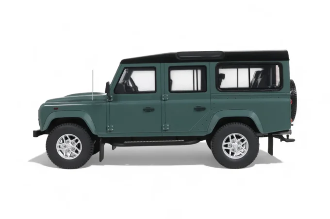 Land Rover Defender 3 Station Wagon - Image 5