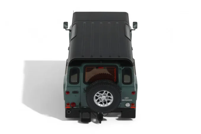 Land Rover Defender 3 Station Wagon - Image 9