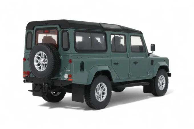 Land Rover Defender 3 Station Wagon - Image 2