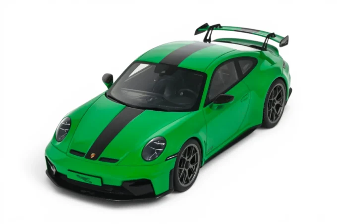 Porsche 911 GT3 Weissach Pack (992.2) - Image 3