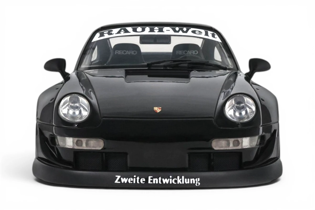 Porsche 911 (993) RWB Black Aut 1:18 model car GT Spirit, Pre