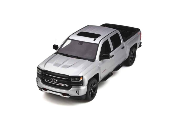 Chevrolet Silverado Redline Edition – Image 8