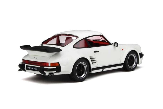 Porsche 911 Turbo S – Image 2