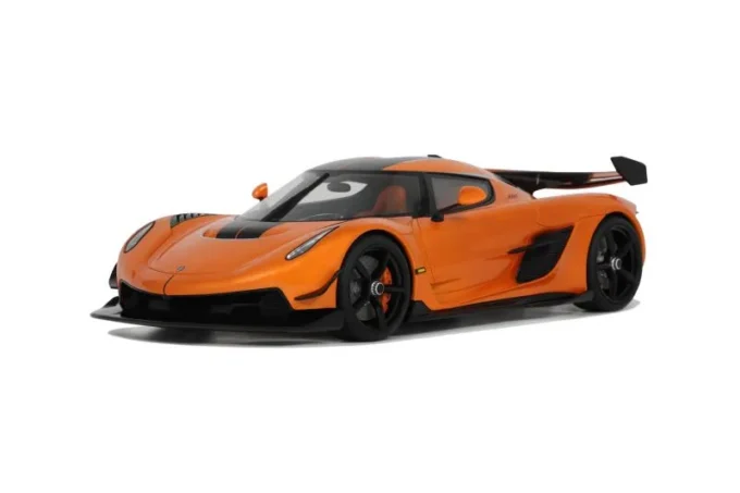 Koenigsegg Jesko Attack